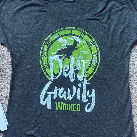 Wicked Bundle: Med Tee, Playbill, OPI Polishes, reloadable Starbucks gift cards - Picture 2 of 10